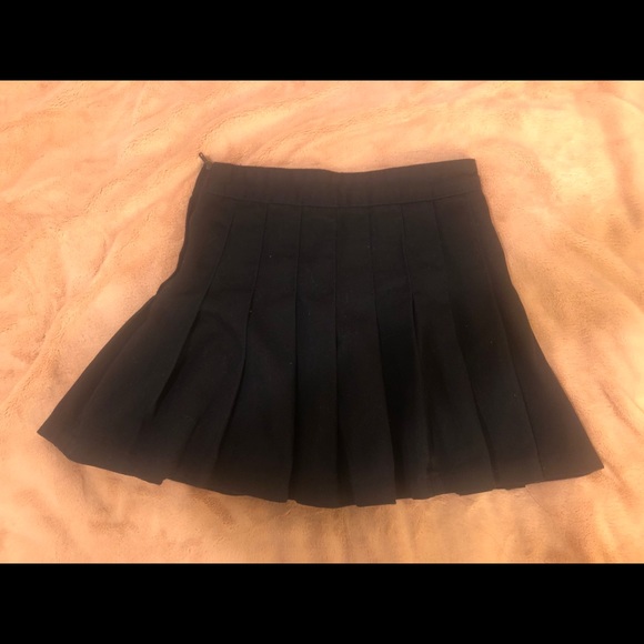 Black skirt from Brandy Melville - Picture 2 of 2